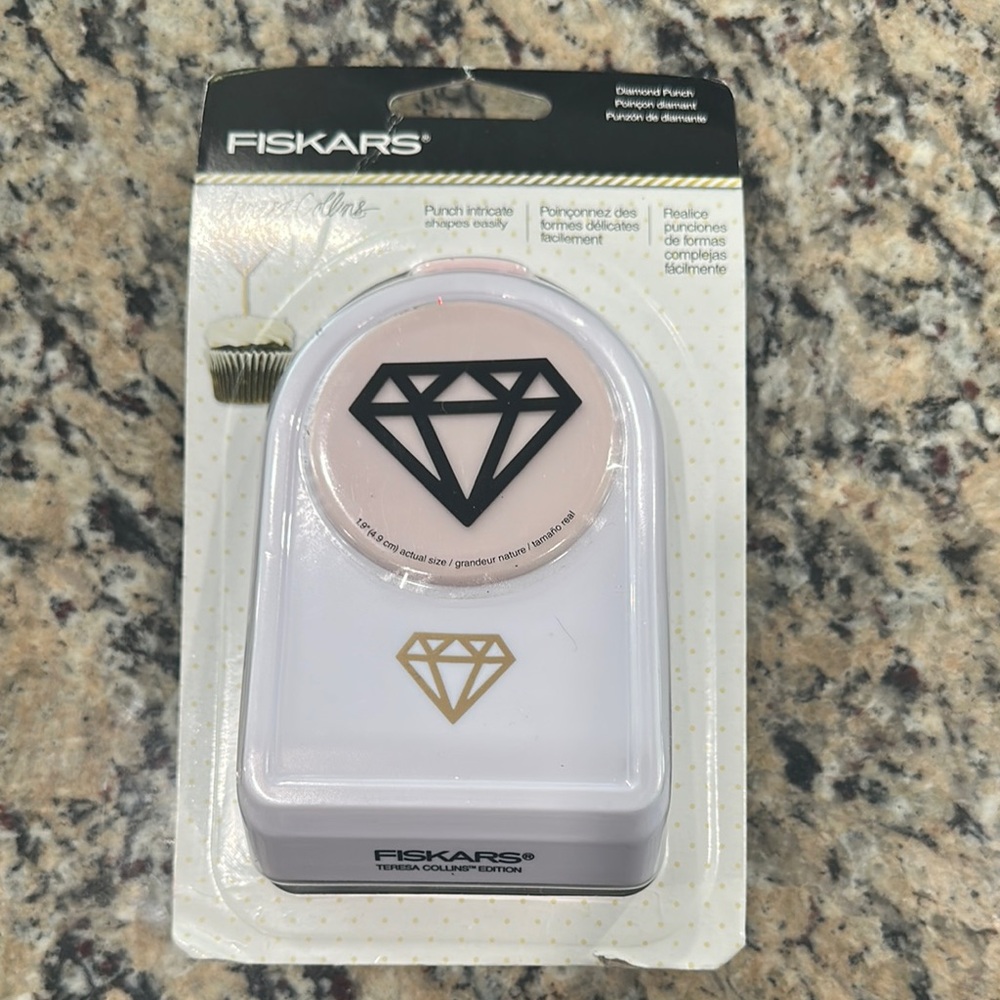 White and Gold Diamond Punch